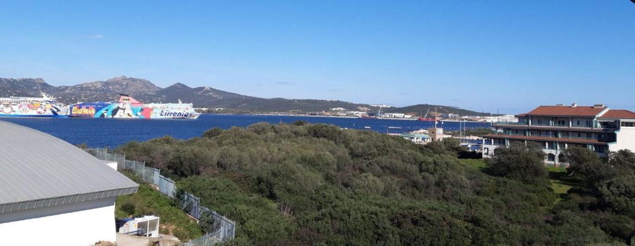 Marina Seaview Apartment Олбия Екстериор снимка