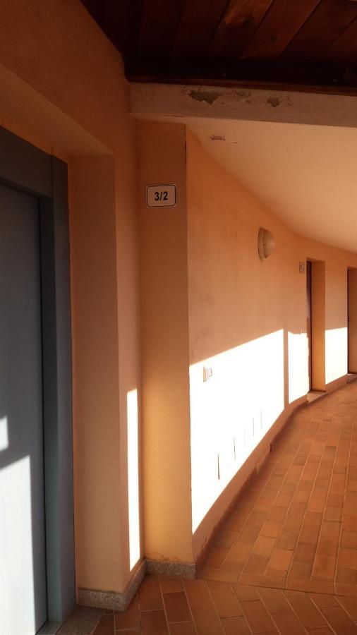 Marina Seaview Apartment Олбия Екстериор снимка